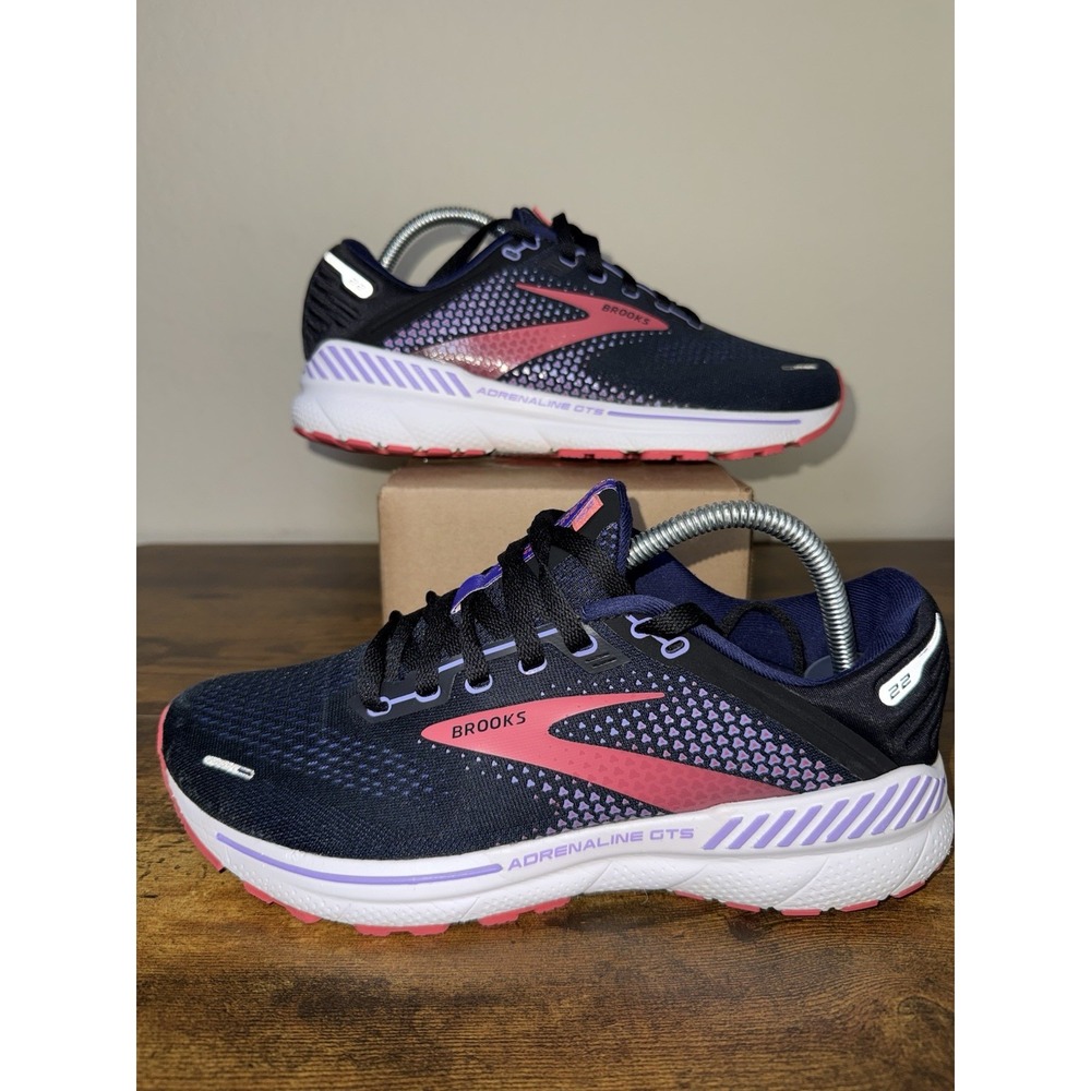Brooks Adrenaline GTS 22 Womens Running Shoes 10 Purple Pink Support Casual